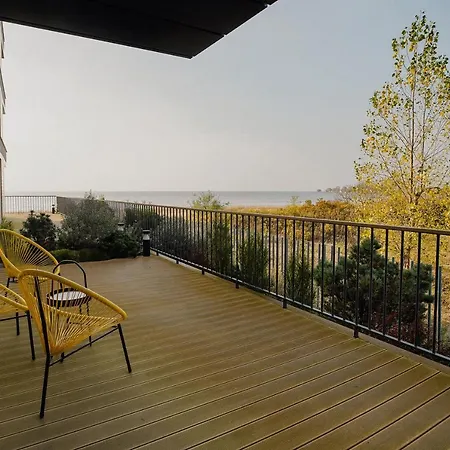 Zatoka Komfortu Metropolitan Przy Plazy Lejlighedshotel *