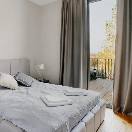 Zatoka Komfortu Metropolitan Przy Plazy Lejlighedshotel Jastarnia